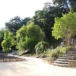 Chateau De L'olivete בית הארחה
