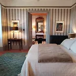 בית הארחה Chateau De L'olivete 3*