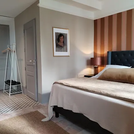 Chateau De L'olivete