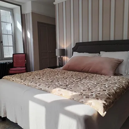 Chateau De L'olivete 게스트하우스 3*