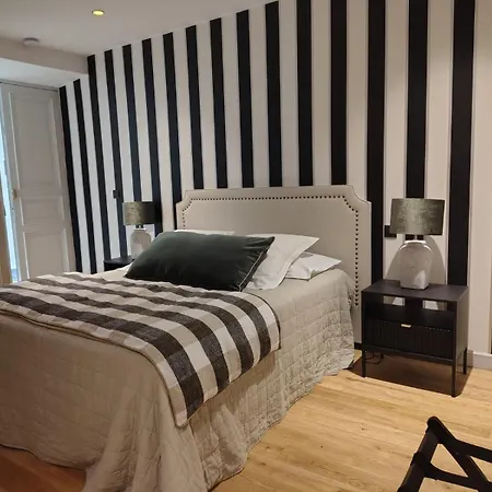 Chateau De L'olivete 4* Cornillon