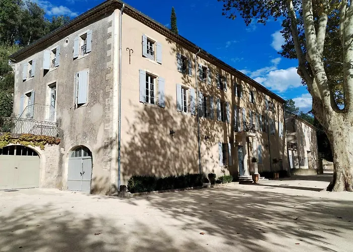 Château De L'olivète 3* Cornillon